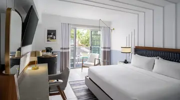 Cadillac Hotel & Beach Club, Autograph Collection