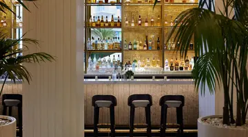 Cadillac Hotel & Beach Club, Autograph Collection