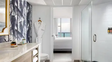 Cadillac Hotel & Beach Club, Autograph Collection