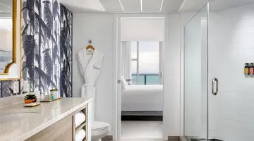 Cadillac Hotel & Beach Club, Autograph Collection