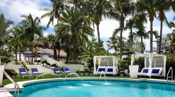 Cadillac Hotel Miami Beach