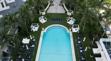 Cadillac Hotel Miami Beach