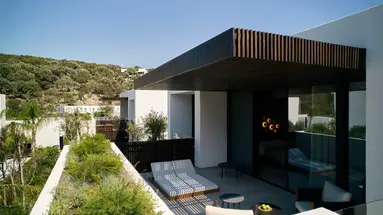 CAJA BY MAXX ROYAL