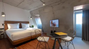 Caju Le Petit Hotel