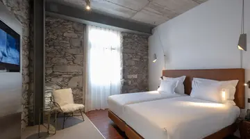 Caju Le Petit Hotel