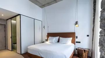 Caju Le Petit Hotel