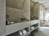 Caju Le Petit Hotel