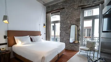 Caju Le Petit Hotel