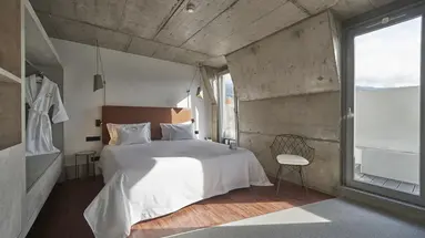 Caju Le Petit Hotel