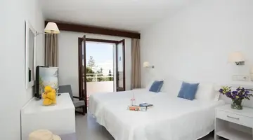 Cala Gran Costa del Sur Hotel &amp Resort