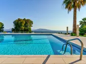 Calamos Beach Family Club Hotel