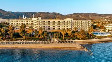 Calamos Beach Family Club Hotel