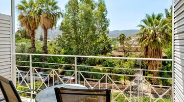 Calamos Beach Family Club Hotel