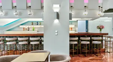 Calamos Beach Family Club Hotel