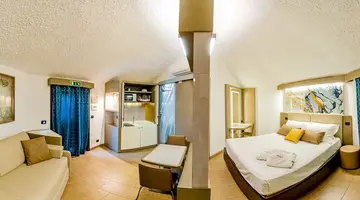Calanica Resort