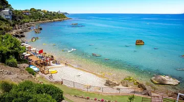 Calanica Resort