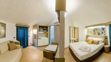 Calanica Resort