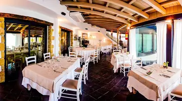 Calanica Resort