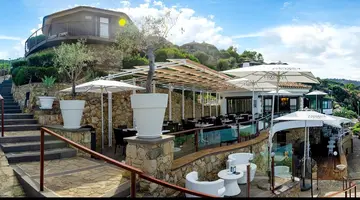 Calanica Resort