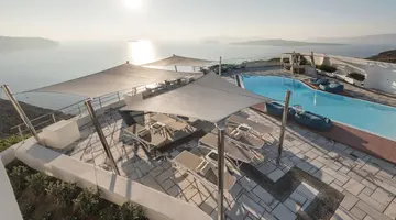 Caldera s Dolphin Suites