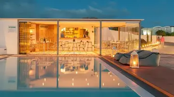 CALDERA S DOLPHIN SUITES