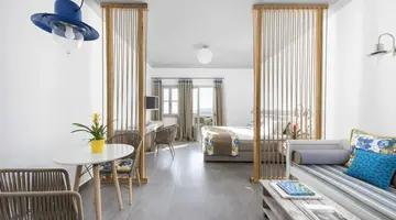Caldera s Dolphin Suites