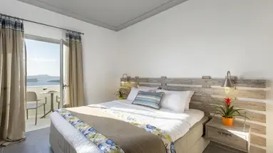 Caldera s Dolphin Suites