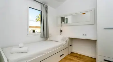 Cales de Ponent Apartments