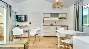 Cales de Ponent Apartments