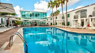 Cales de Ponent Apartments