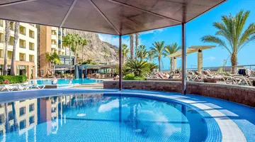 Calheta Beach