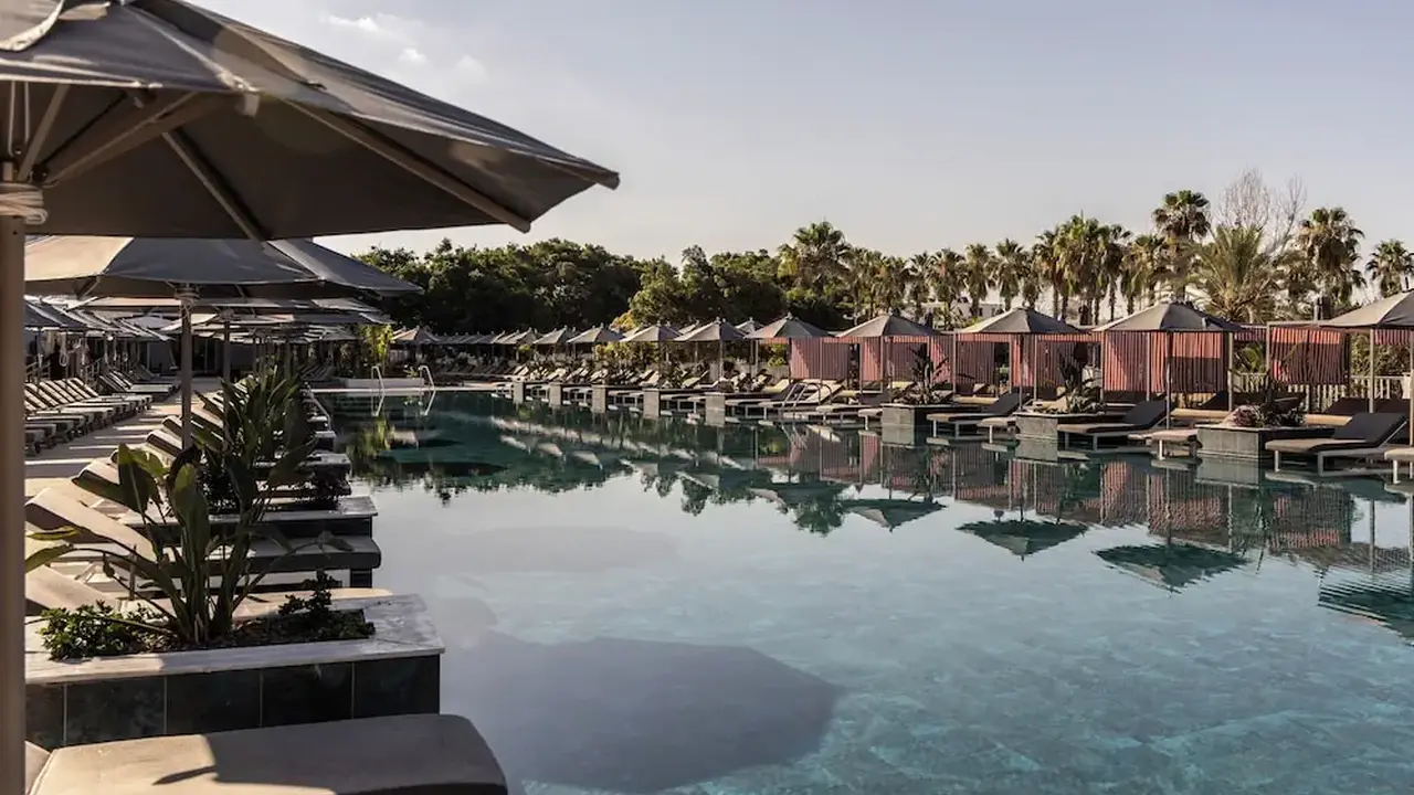 Cali Resort & Spa by Louis Hotels