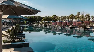 CALI RESORT & SPA