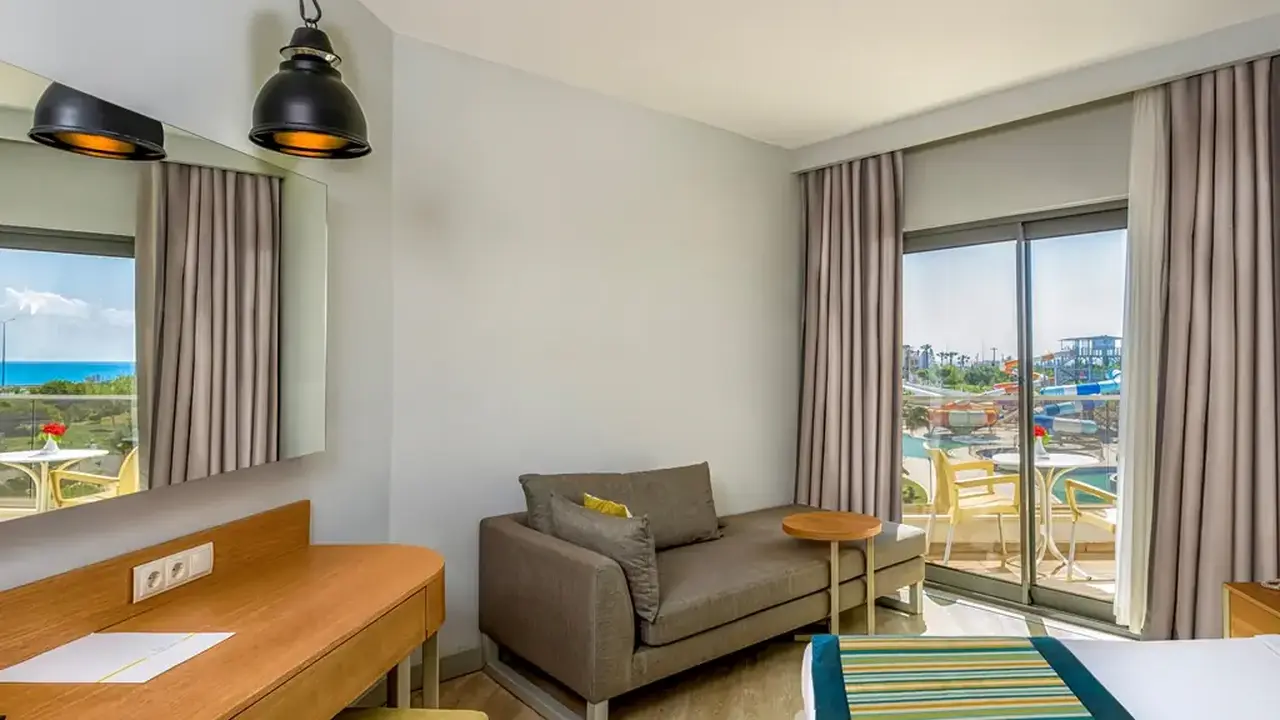 CALIDO MARIS HOTEL