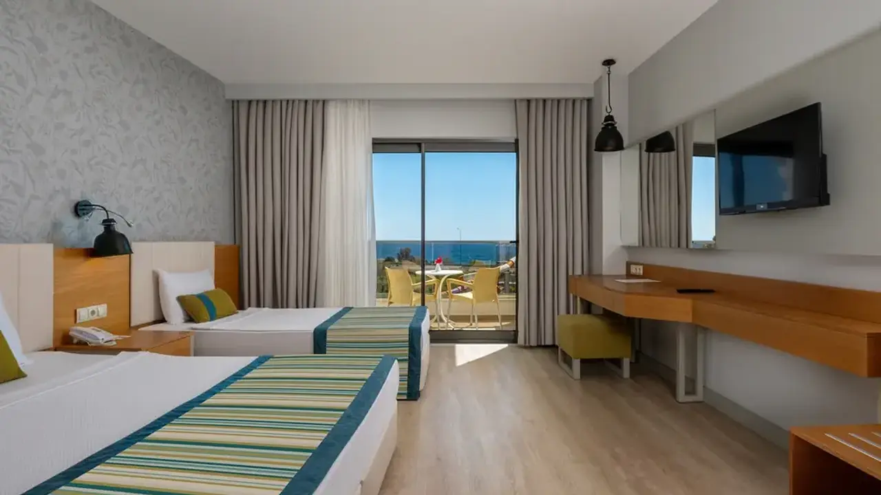 CALIDO MARIS HOTEL