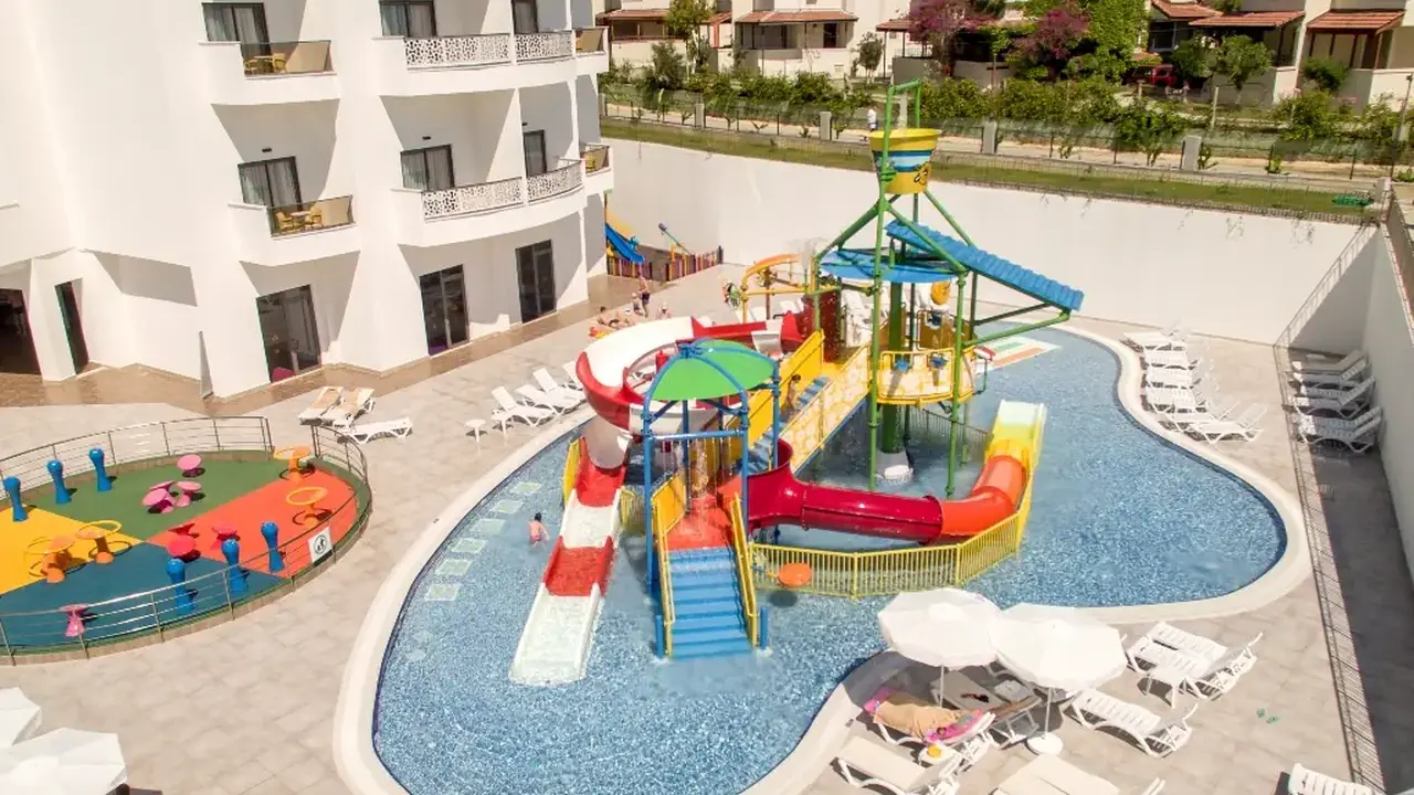CALIDO MARIS HOTEL