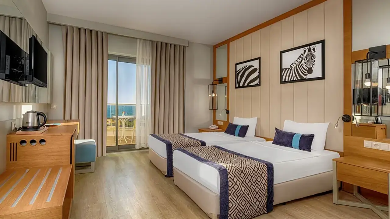 CALIDO MARIS HOTEL
