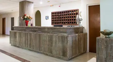 California Beach Hotel - Adults Only