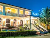 California Beach Hotel - Adults Only