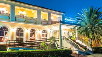 California Beach Hotel - Adults Only