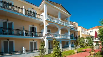 California Beach Hotel - Adults Only