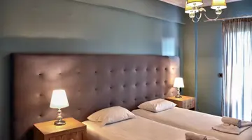 California Beach Hotel