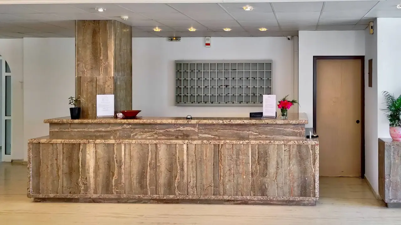 California Beach Hotel