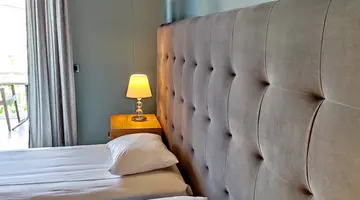 California Beach Hotel