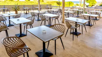 California Beach Hotel