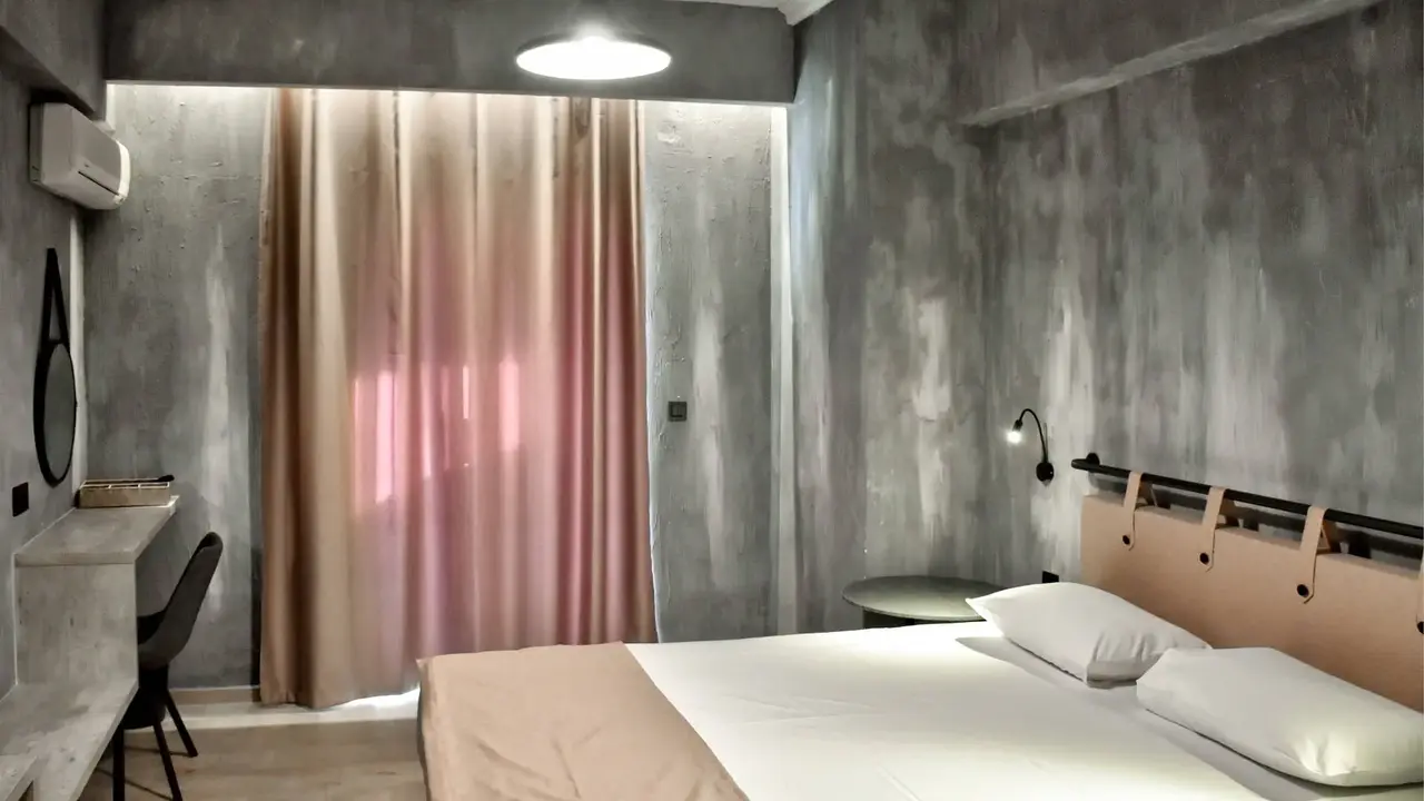 California Beach Hotel