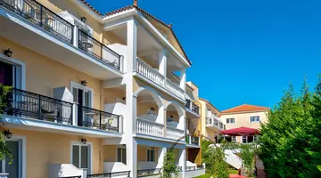 California Beach Hotel
