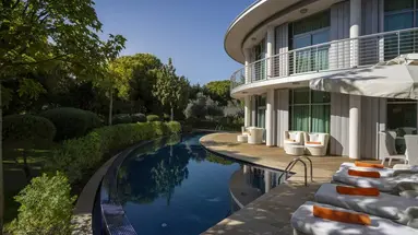 CALISTA LUXURY RESORT