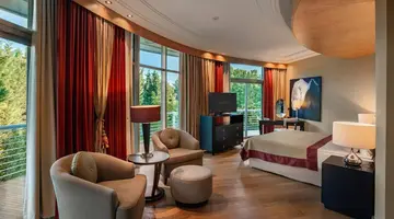 CALISTA LUXURY RESORT