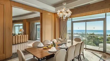 CALISTA LUXURY RESORT
